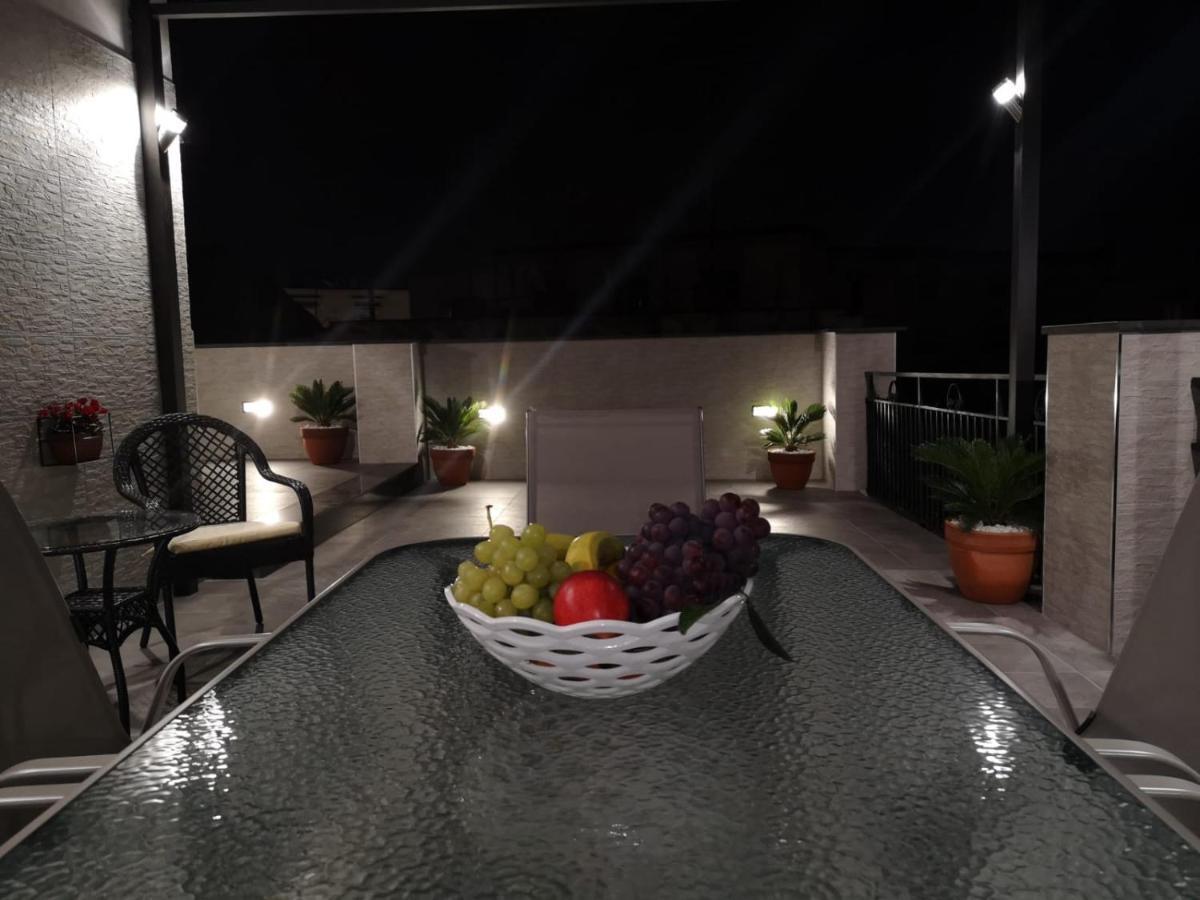 La Terrazza Del Corso Apartment Naples Exterior photo